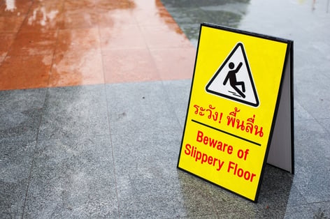 What to Do If You’re Injured on Commercial Property This Winter