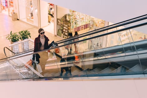 The Dangers of Holiday Shopping: Who’s Liable If You’re Injured?